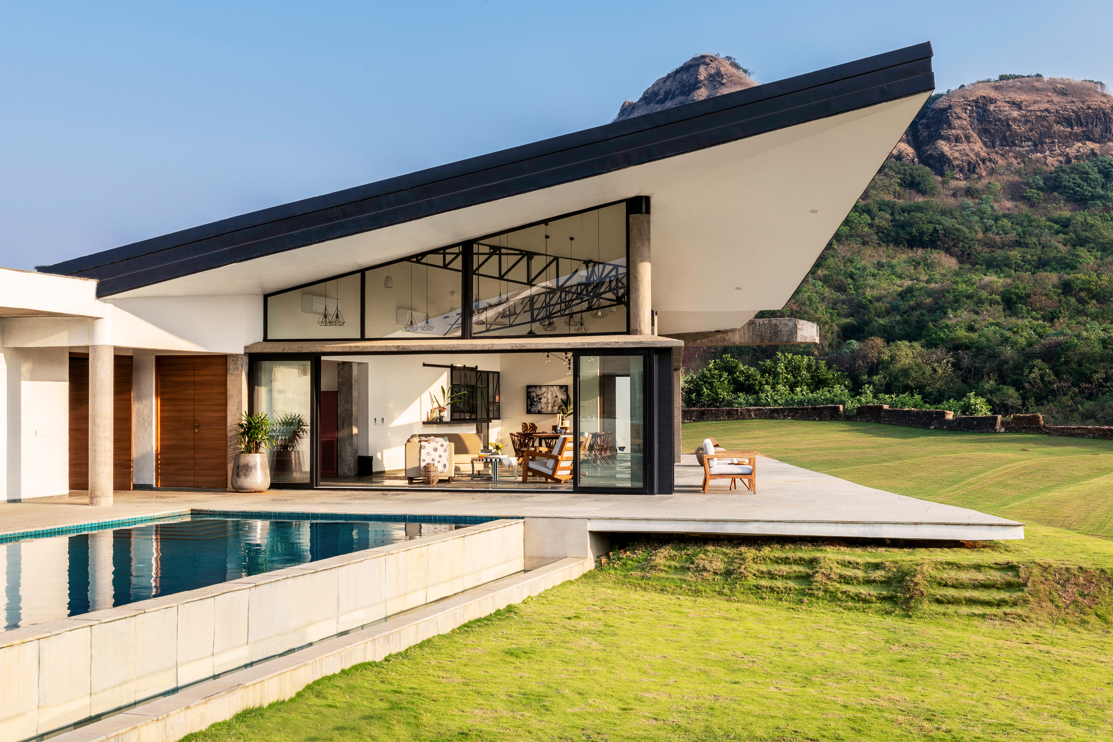 Flying House